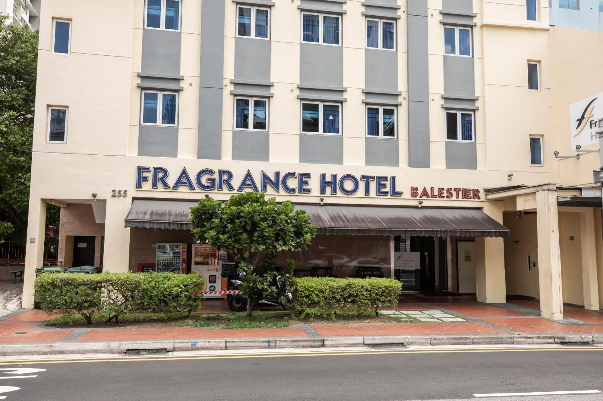 Fragrance - Rose Singapura